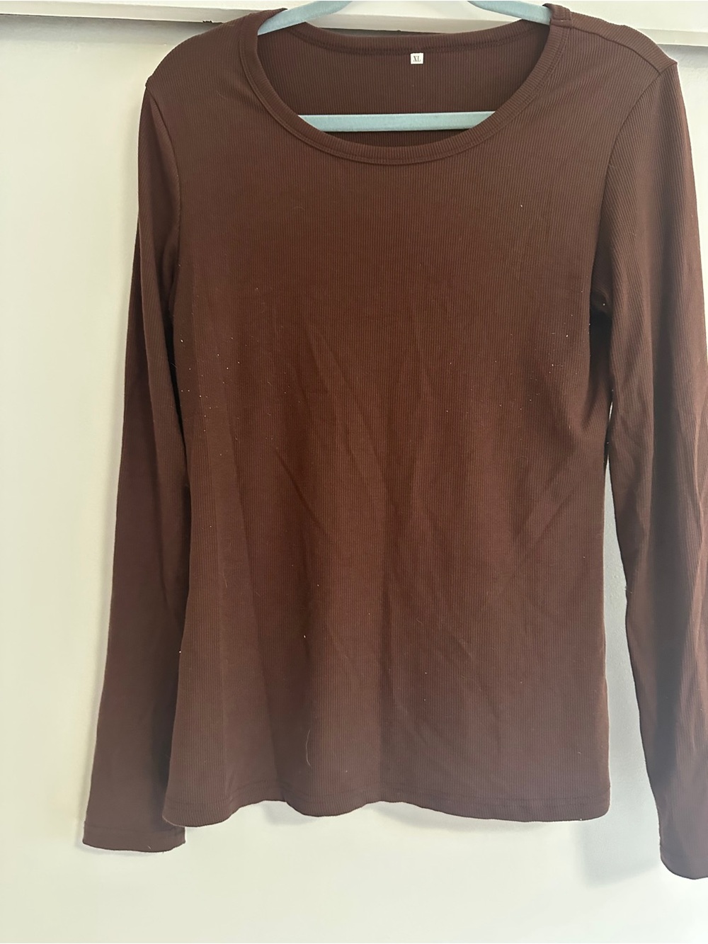 Women’s Long-Sleeve Ribbed Crewneck Top - Brown